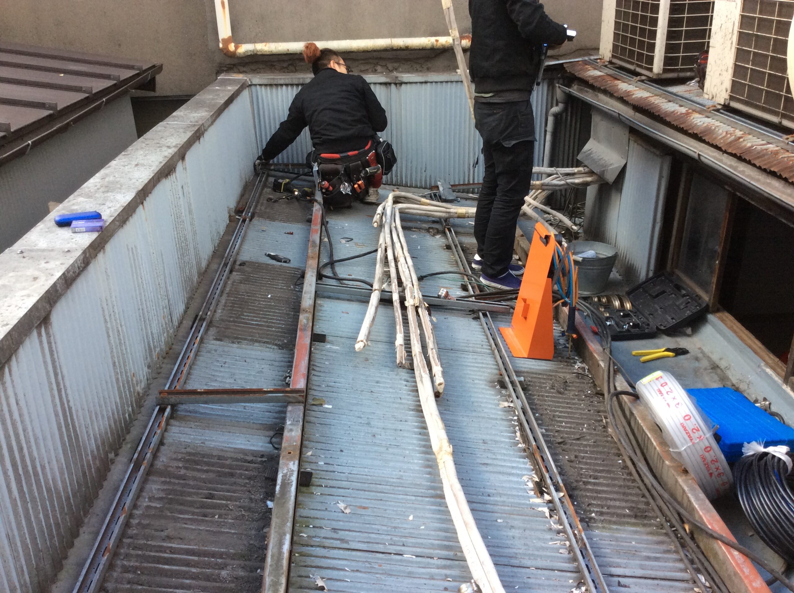 飲食店舗（とらふぐ料理）の雨漏り防水工事を埼玉県川越市にて行いました