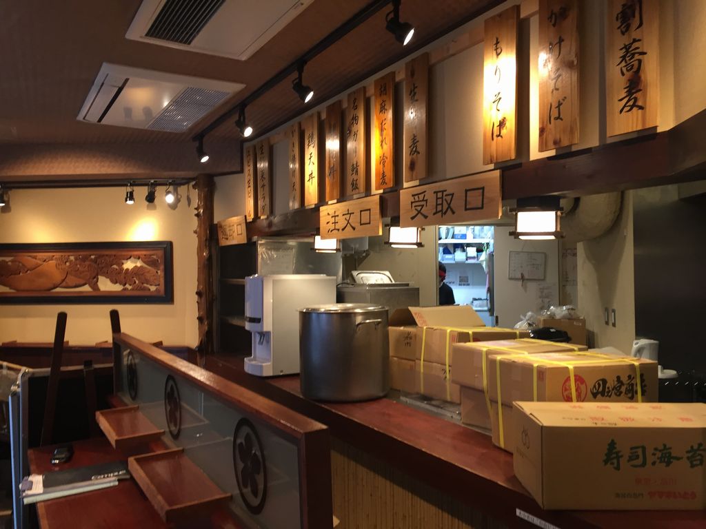 飲食店（鉄板焼き）の店舗内装工事を東京都中央区にて行いました