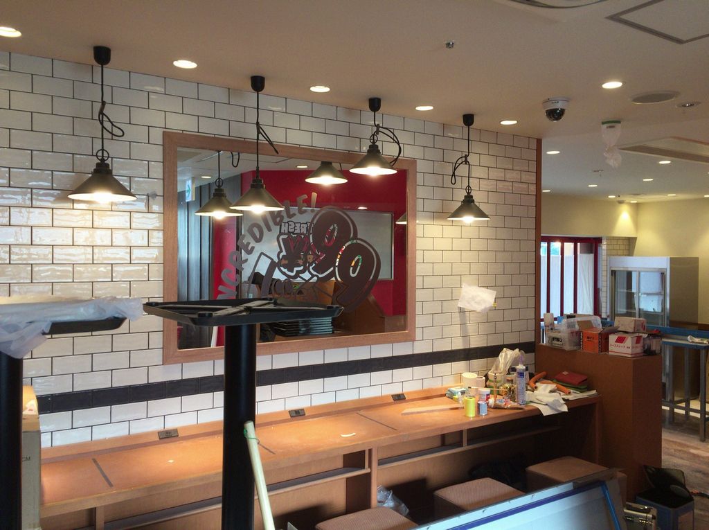 飲食店（ピザ店）の店舗内装工事を神奈川県相模原市にて行いました