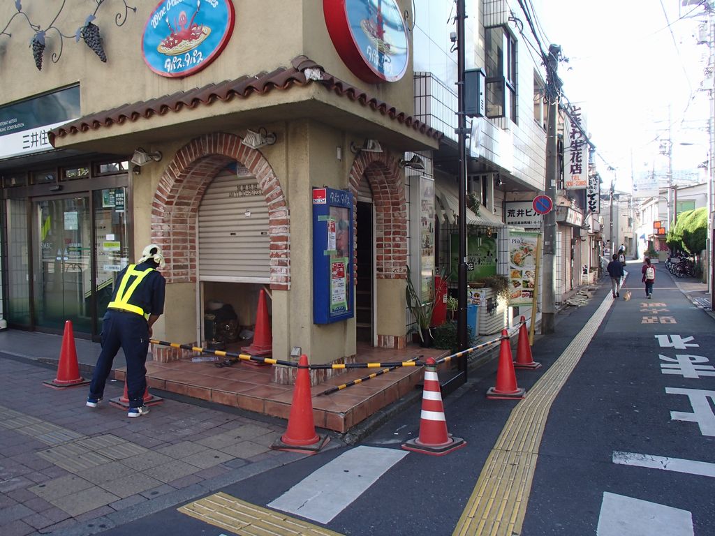 飲食店（鉄板焼き）の店舗内装工事を東京都新宿区にて行いました