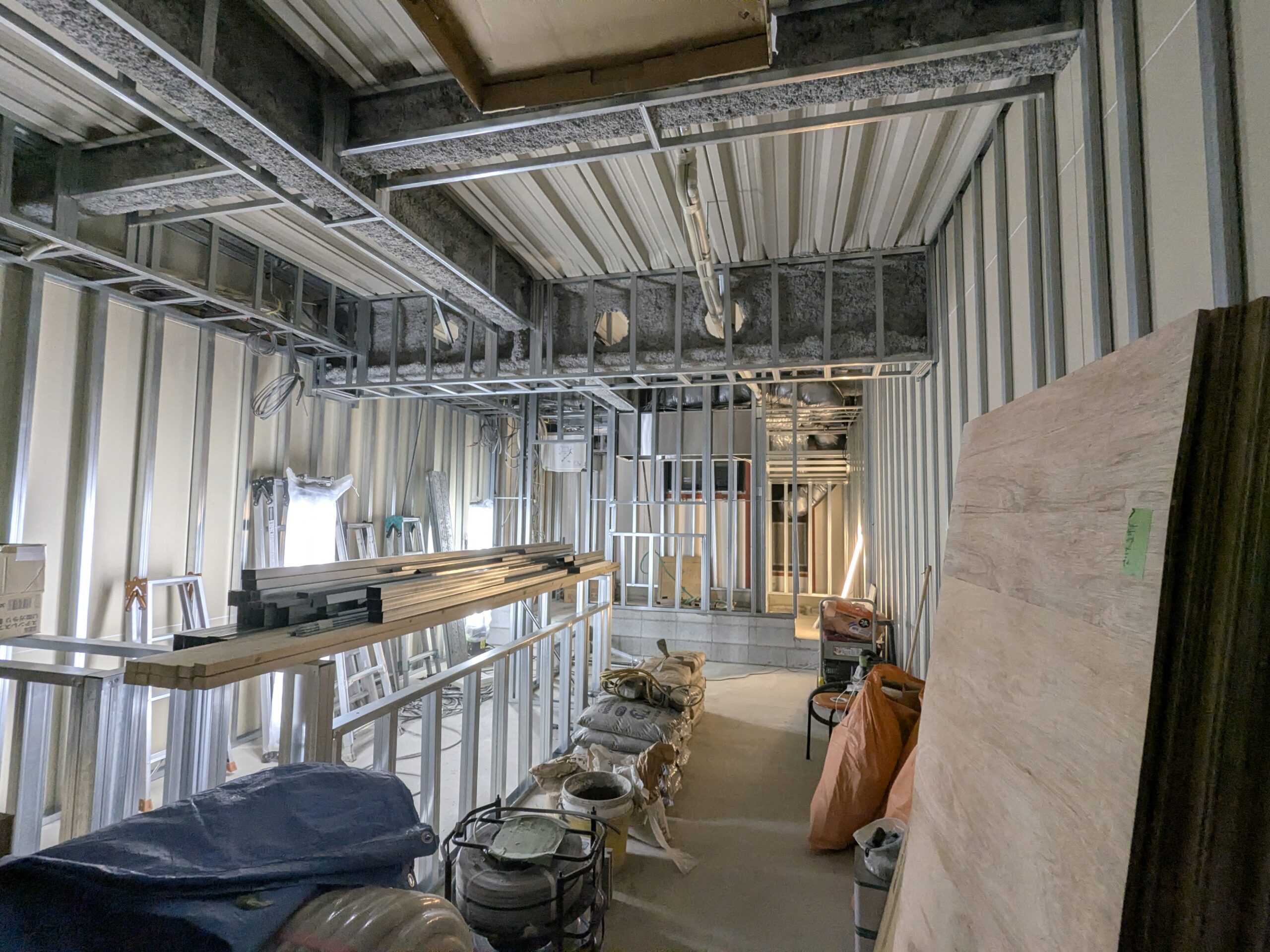 飲食店(お茶屋)の新装工事を新宿区で行いました。 飲食店(お茶屋)の新装工事を新宿区で行いました。