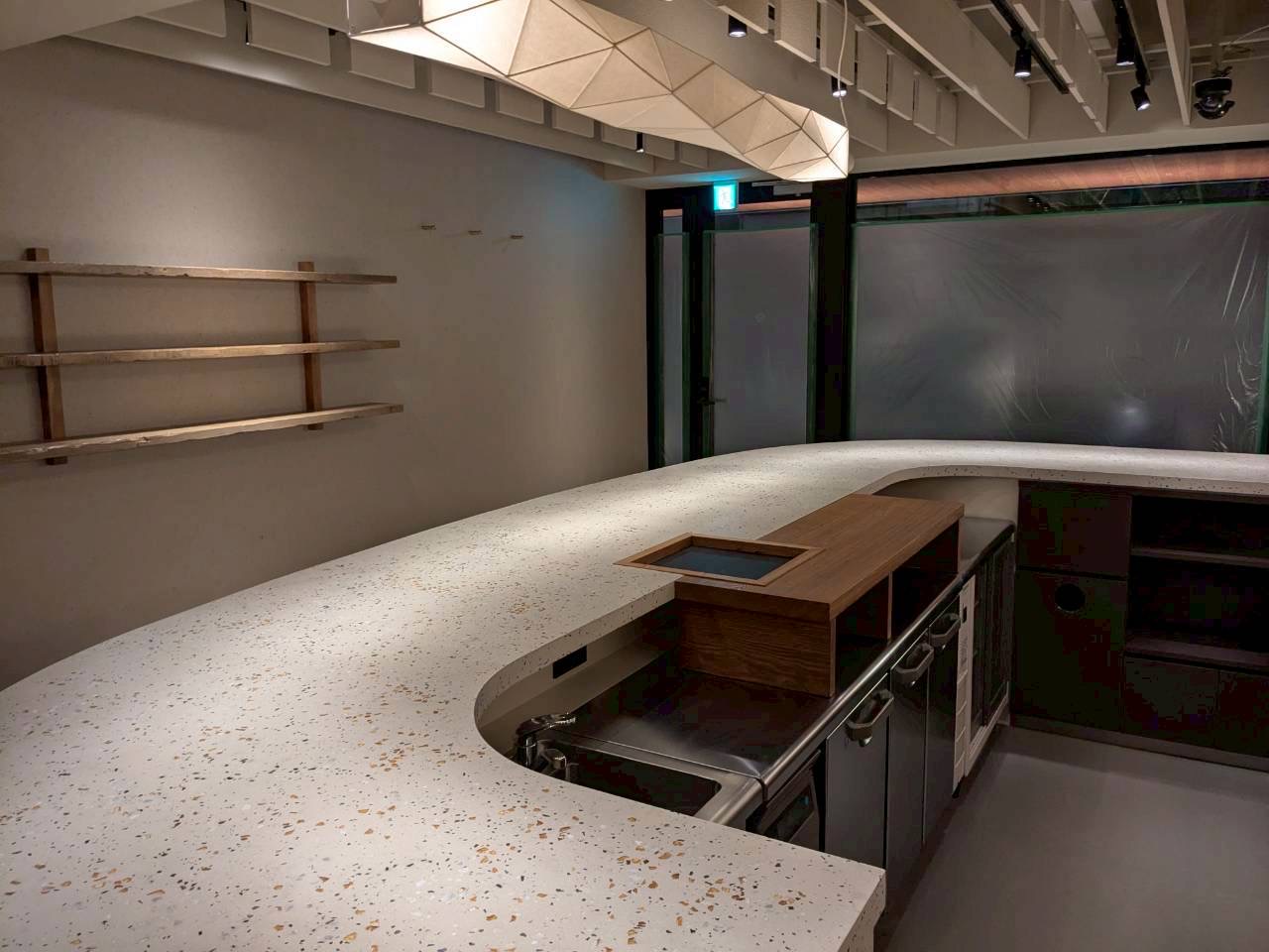 飲食店(お茶屋)の新装工事を新宿区で行いました。 飲食店(お茶屋)の新装工事を新宿区で行いました。